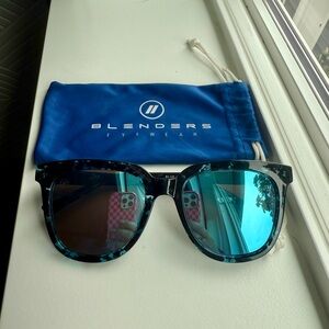 Blenders Eyewear Sunglasses - Grove